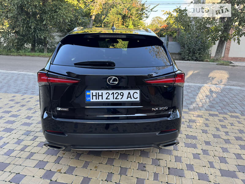 Внедорожник / Кроссовер Lexus NX 2017 в Одессе