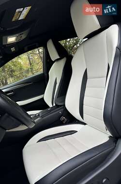 Внедорожник / Кроссовер Lexus NX 2019 в 