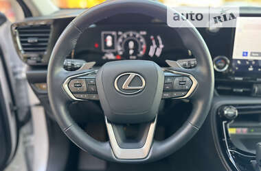 Внедорожник / Кроссовер Lexus NX 2022 в 
