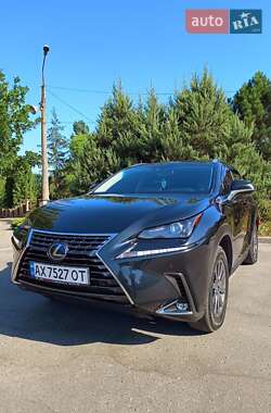 Внедорожник / Кроссовер Lexus NX 2019 в 