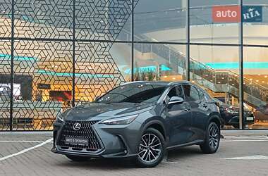 Позашляховик / Кросовер Lexus NX 2022 в Києві