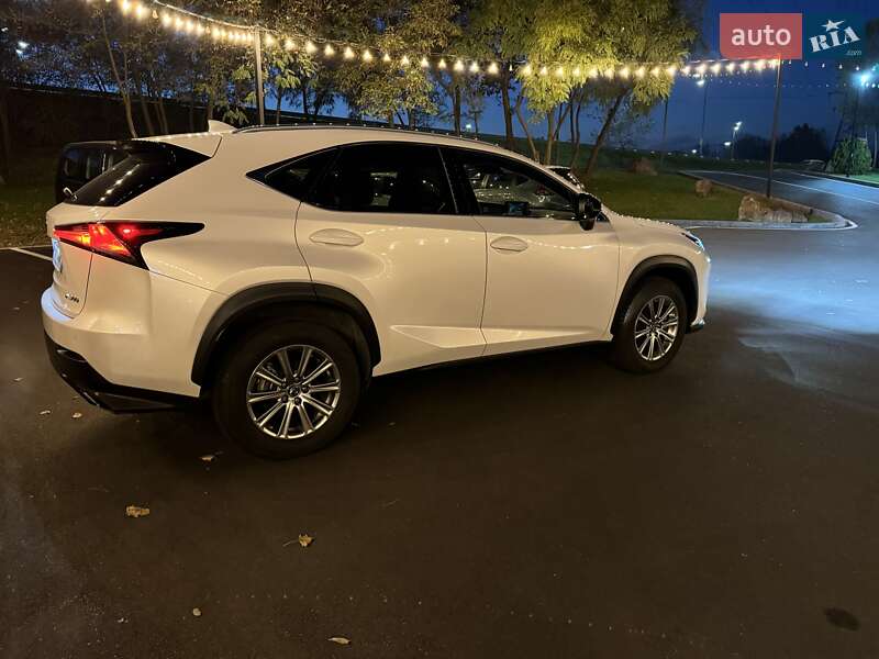 Внедорожник / Кроссовер Lexus NX 2020 в Киеве
