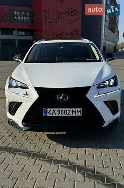 Внедорожник / Кроссовер Lexus NX 2020 в 
