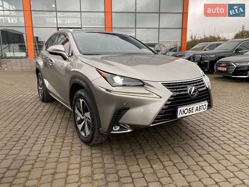 Lexus NX 