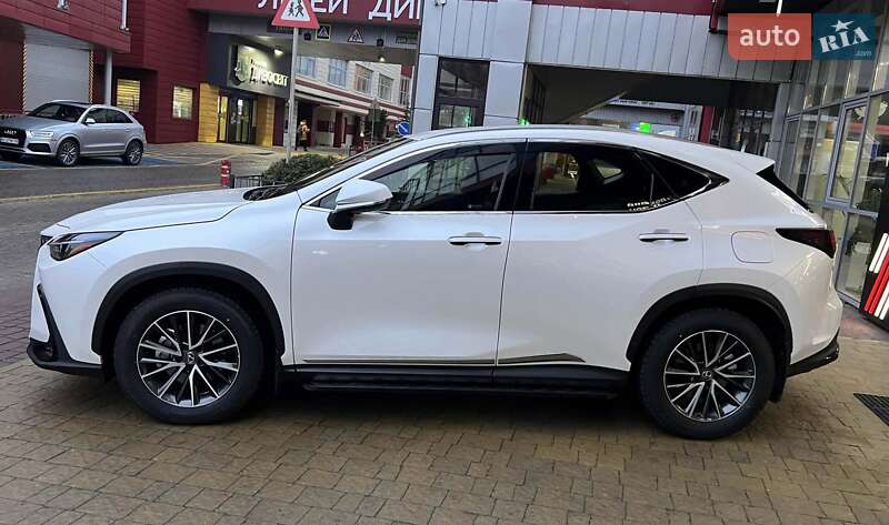 Позашляховик / Кросовер Lexus NX 2023 в Львові фото 9 Позашляховик / Кросовер Lexus NX 2023 в Львові