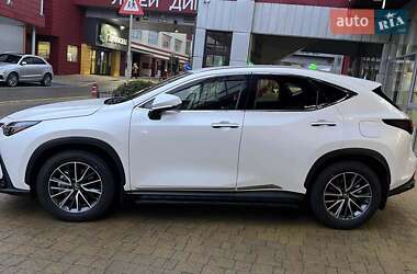 Внедорожник / Кроссовер Lexus NX 2023 в 