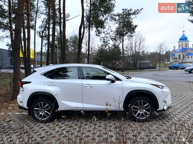 Внедорожник / Кроссовер Lexus NX 2015 в Киеве