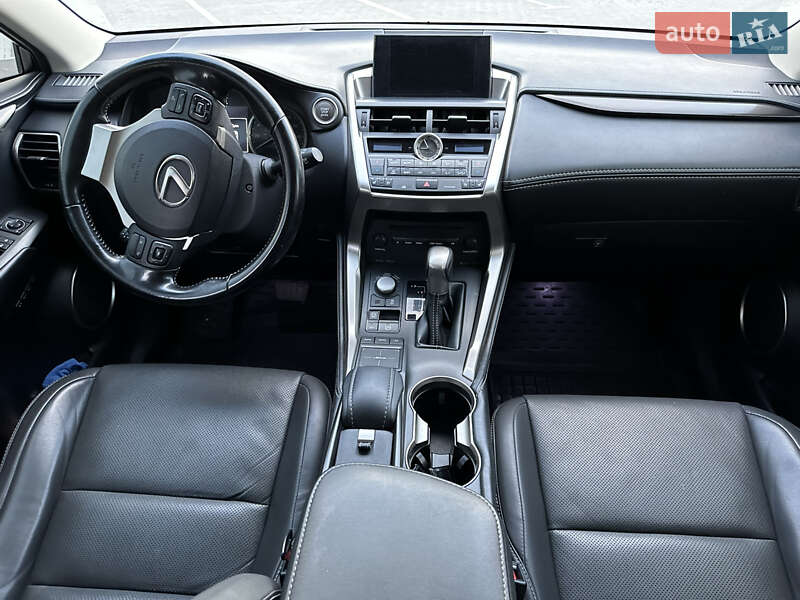 Внедорожник / Кроссовер Lexus NX 2016 в Тернополе фото 10 Внедорожник / Кроссовер Lexus NX 2016 в Тернополе