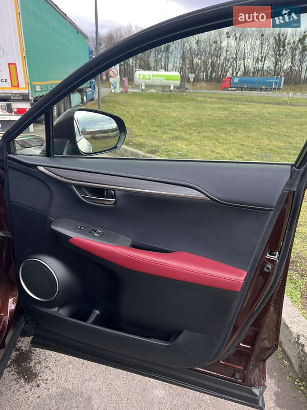 Позашляховик / Кросовер Lexus NX 2019 в Стрию