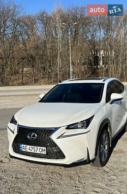 Внедорожник / Кроссовер Lexus NX 2017 в 