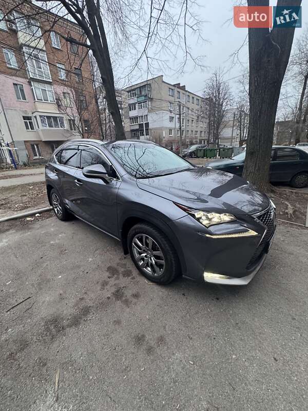 Внедорожник / Кроссовер Lexus NX 2015 в Днепре