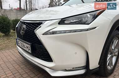 Позашляховик / Кросовер Lexus NX 2016 в Києві