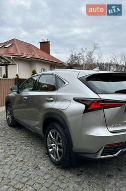 Позашляховик / Кросовер Lexus NX 2021 в Києві