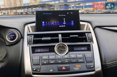 Внедорожник / Кроссовер Lexus NX 2015 в 