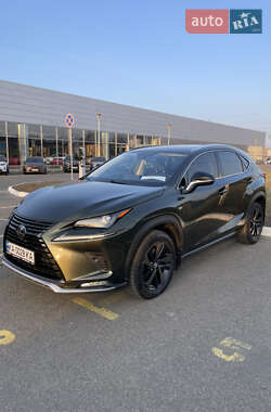 Позашляховик / Кросовер Lexus NX 2020 в Києві