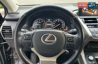 Внедорожник / Кроссовер Lexus NX 2015 в 