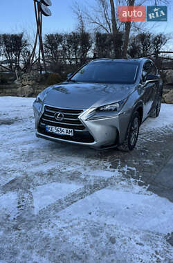 Внедорожник / Кроссовер Lexus NX 2015 в 