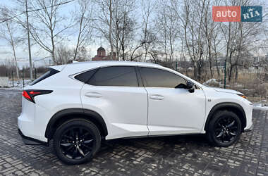 Внедорожник / Кроссовер Lexus NX 2017 в 
