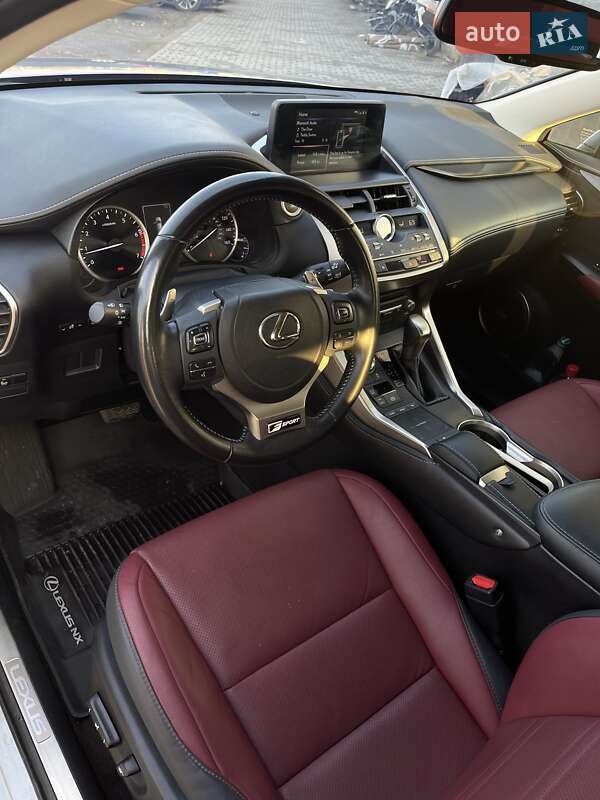 Позашляховик / Кросовер Lexus NX 2020 в Львові