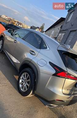 Внедорожник / Кроссовер Lexus NX 2020 в 