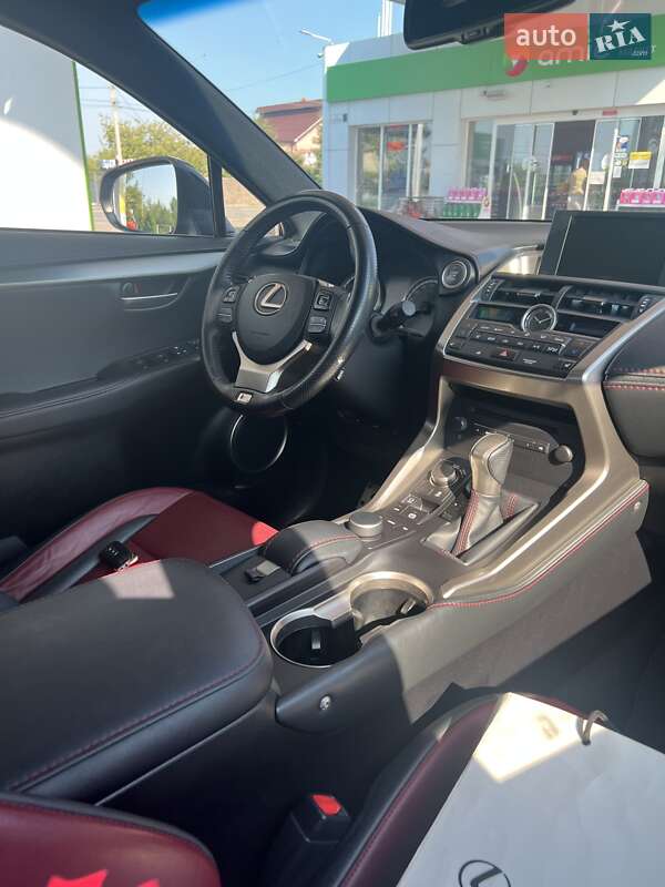 Внедорожник / Кроссовер Lexus NX 2016 в Виноградове фото 5 Внедорожник / Кроссовер Lexus NX 2016 в Виноградове