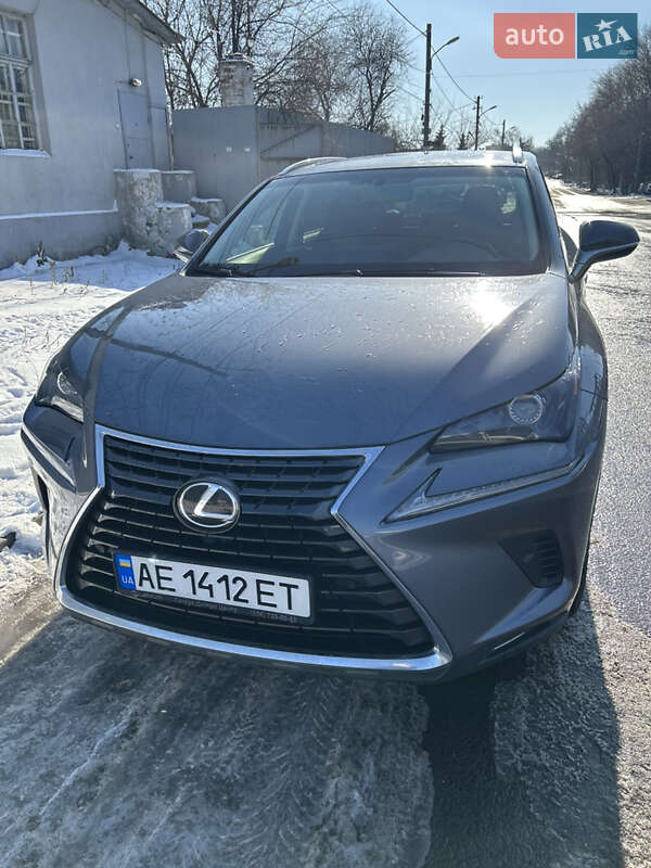 Lexus NX 2018