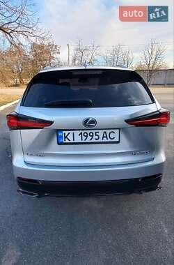 Позашляховик / Кросовер Lexus NX 2017 в Києві