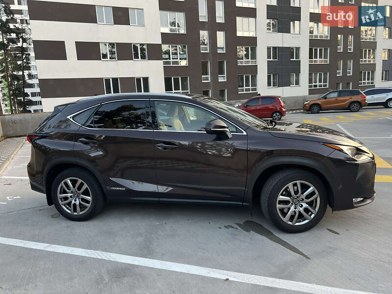 Внедорожник / Кроссовер Lexus NX 2015 в Киеве