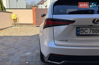 Внедорожник / Кроссовер Lexus NX 2020 в 