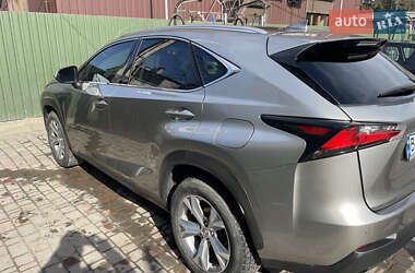 Внедорожник / Кроссовер Lexus NX 2016 в 