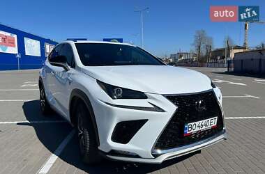 Внедорожник / Кроссовер Lexus NX 2018 в 