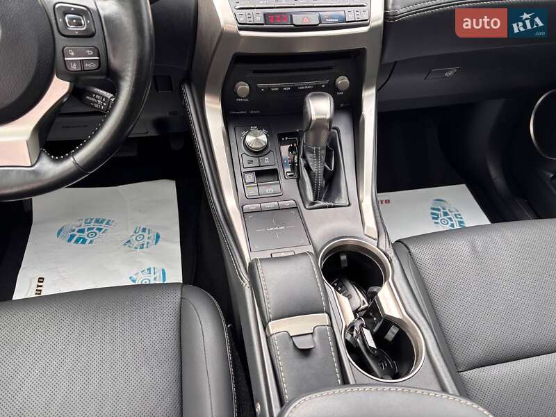 Внедорожник / Кроссовер Lexus NX 2018 в Львове