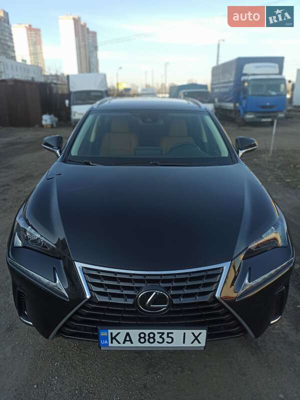 Позашляховик / Кросовер Lexus NX 2019 в Києві