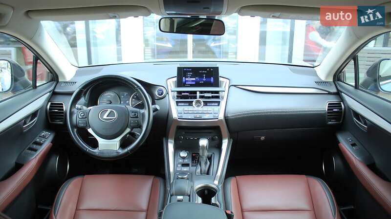 Внедорожник / Кроссовер Lexus NX 2017 в Киеве