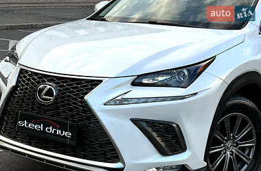 Внедорожник / Кроссовер Lexus NX 2015 в 