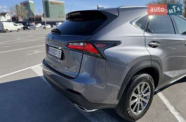Позашляховик / Кросовер Lexus NX 2017 в 