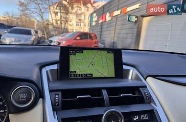 Внедорожник / Кроссовер Lexus NX 2015 в 