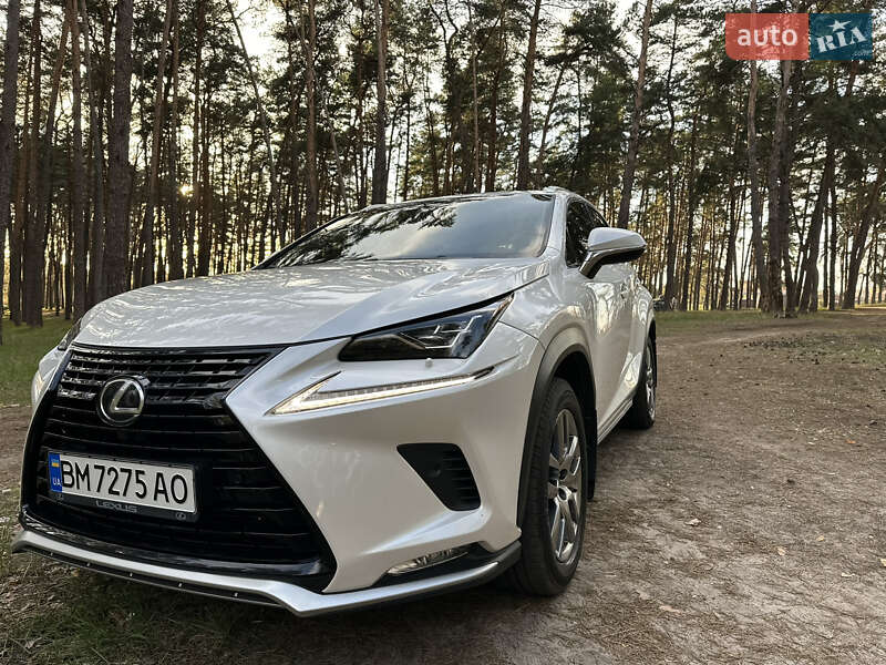 Внедорожник / Кроссовер Lexus NX 2017 в Сумах