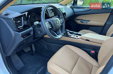 Внедорожник / Кроссовер Lexus NX 2022 в 