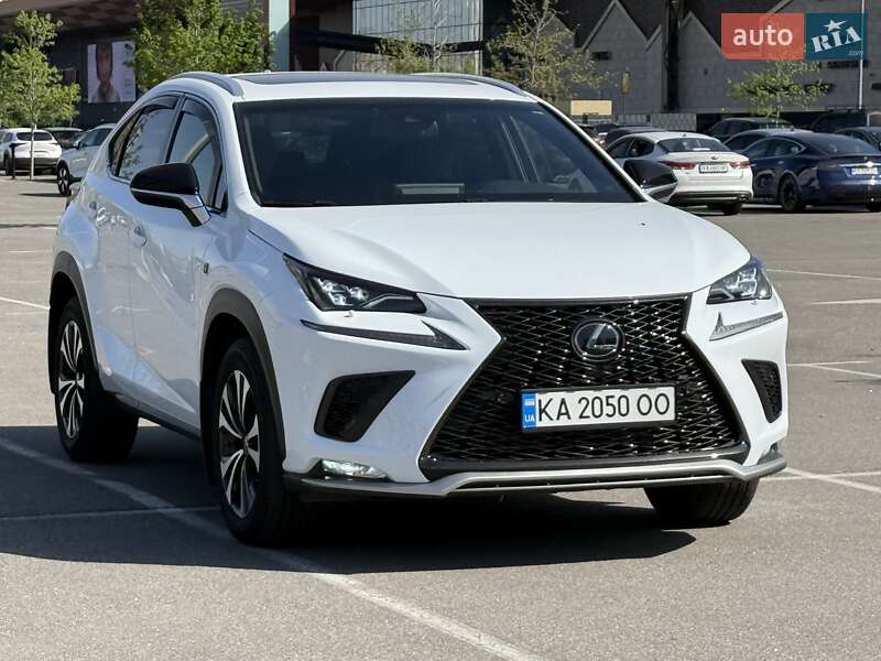 Позашляховик / Кросовер Lexus NX 2018 в Києві