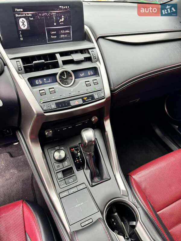 Внедорожник / Кроссовер Lexus NX 2017 в Днепре