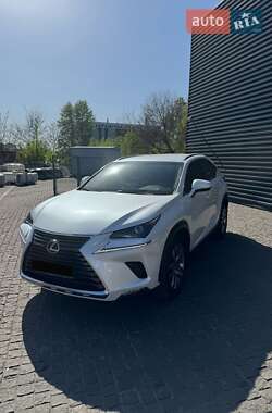 Внедорожник / Кроссовер Lexus NX 2019 в 