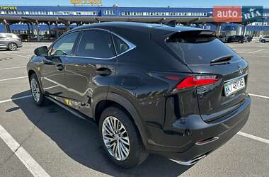 Внедорожник / Кроссовер Lexus NX 2016 в 