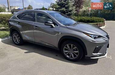 Внедорожник / Кроссовер Lexus NX 2018 в 