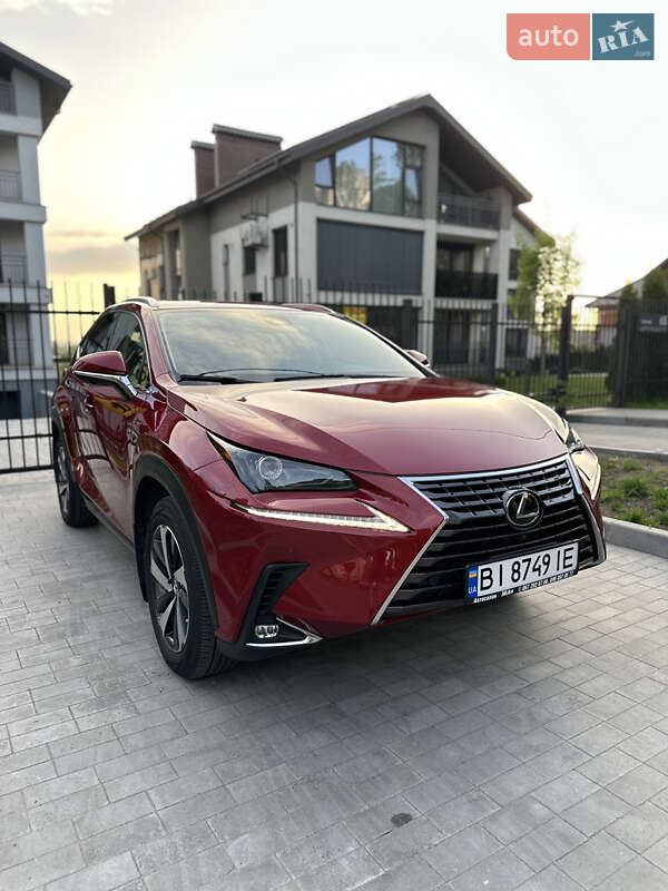 Lexus NX 2019
