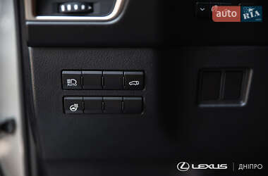 Позашляховик / Кросовер Lexus NX 2020 в 