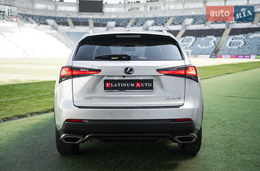 Позашляховик / Кросовер Lexus NX 2018 в 