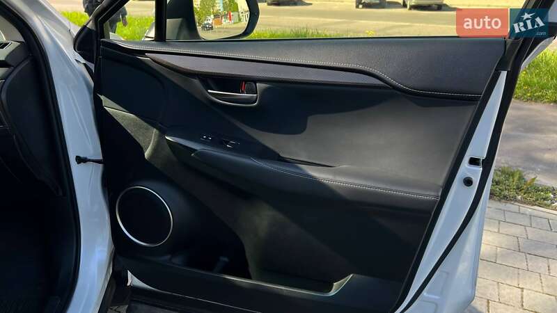 Внедорожник / Кроссовер Lexus NX 2018 в Львове