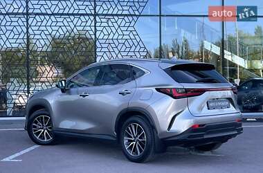 Внедорожник / Кроссовер Lexus NX 2022 в 