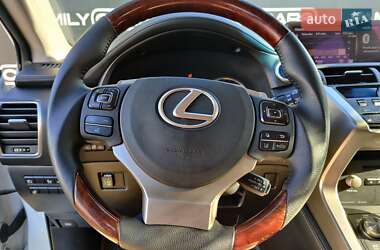 Позашляховик / Кросовер Lexus NX 2017 в 